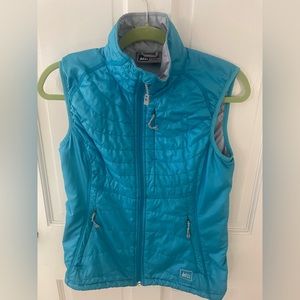 Woman’s EMS vest. Size small